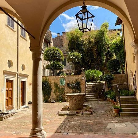 Il Cortile In Centro Apartment Pesaro Exterior photo