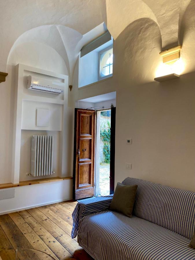 Il Cortile In Centro Apartment Pesaro Exterior photo